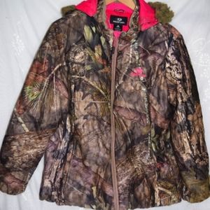 Women's Mossy Oak Jacket. Size XL